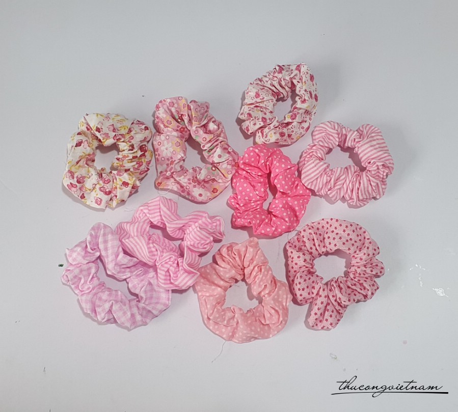 Cột tóc Scrunchies tông hồng (10-12cm)
